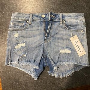 Just USA size 26 distressed denim shorts